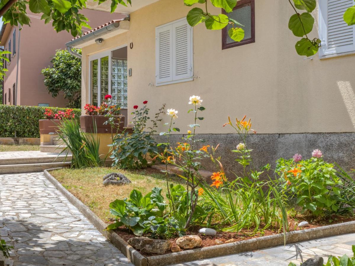 Apartment Daria-2 By Interhome Πόρετς Εξωτερικό φωτογραφία