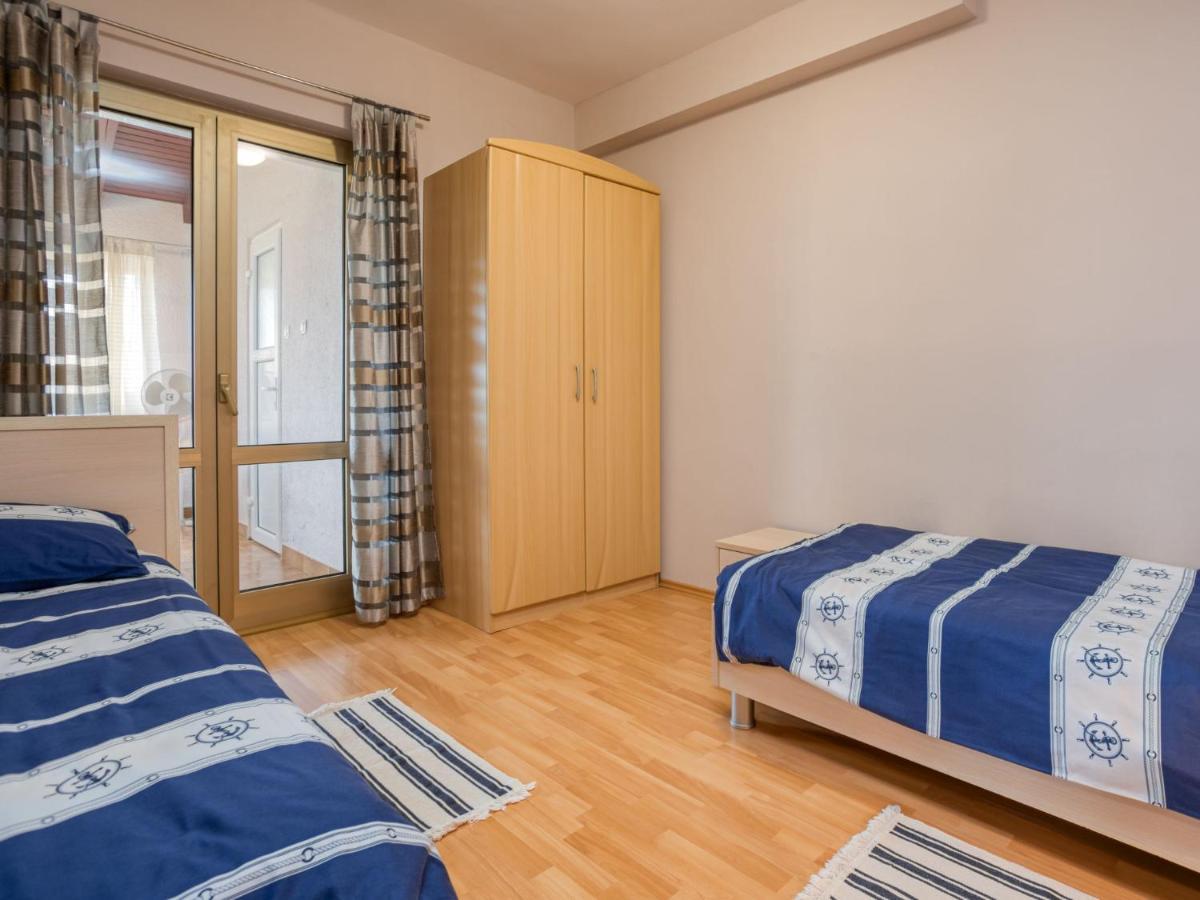 Apartment Daria-2 By Interhome Πόρετς Εξωτερικό φωτογραφία